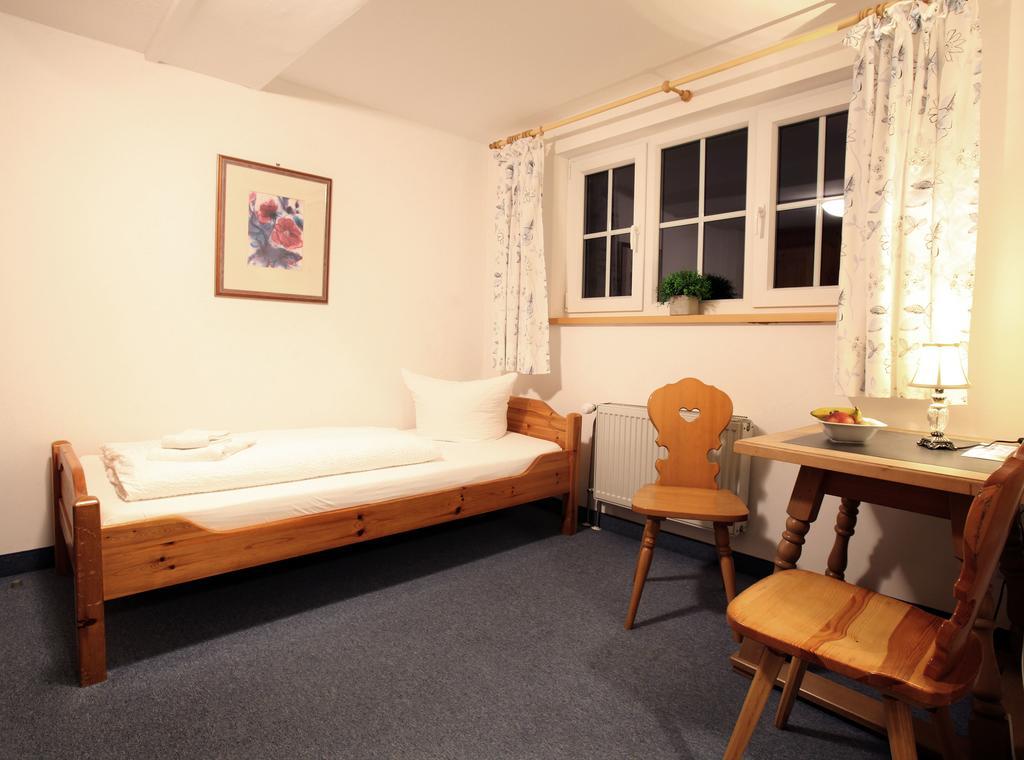 Gasthof Blaue Gams Ettal Zimmer foto
