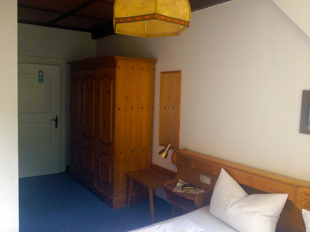 Gasthof Blaue Gams Ettal Zimmer foto