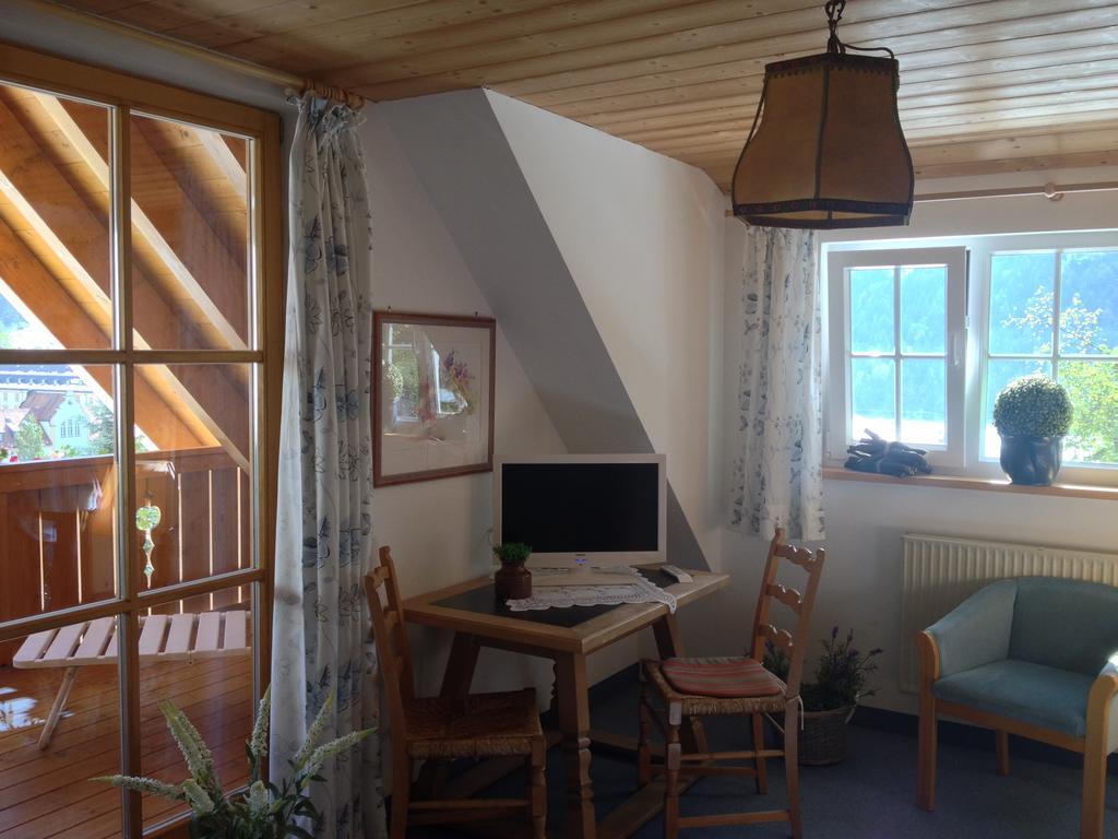 Gasthof Blaue Gams Ettal Zimmer foto