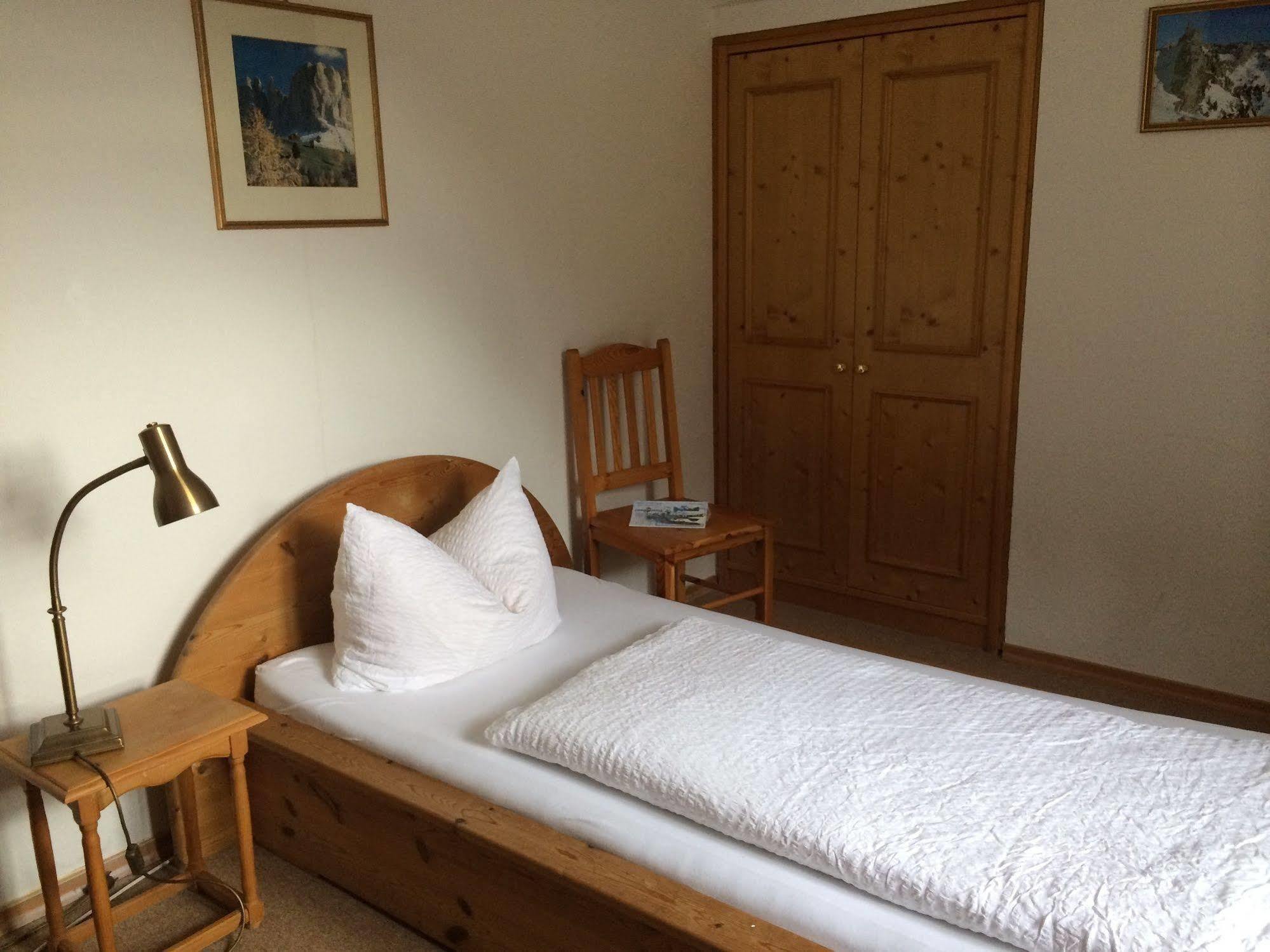 Gasthof Blaue Gams Ettal Exterior foto